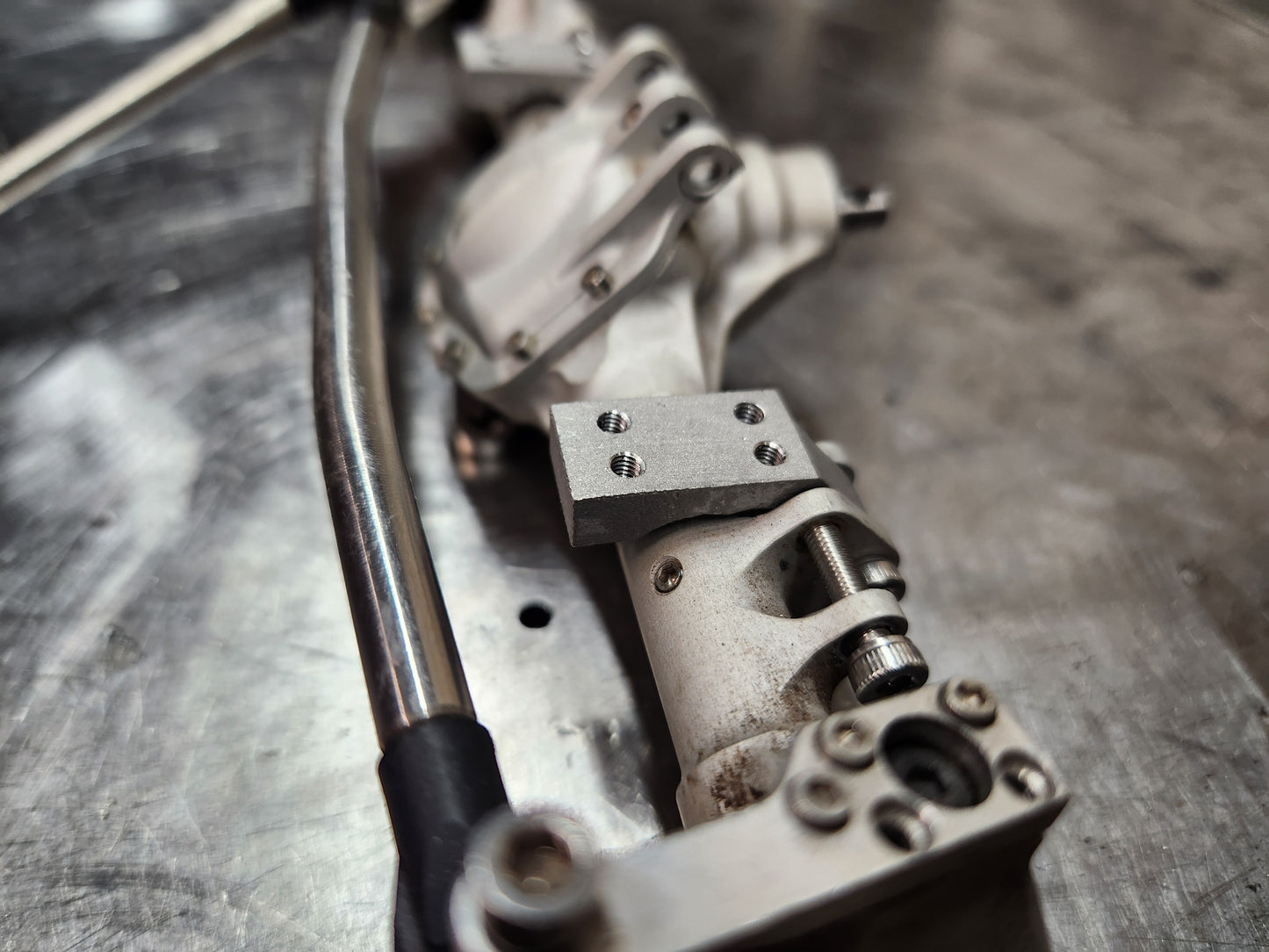 Combination Leaf Mount CENTERED