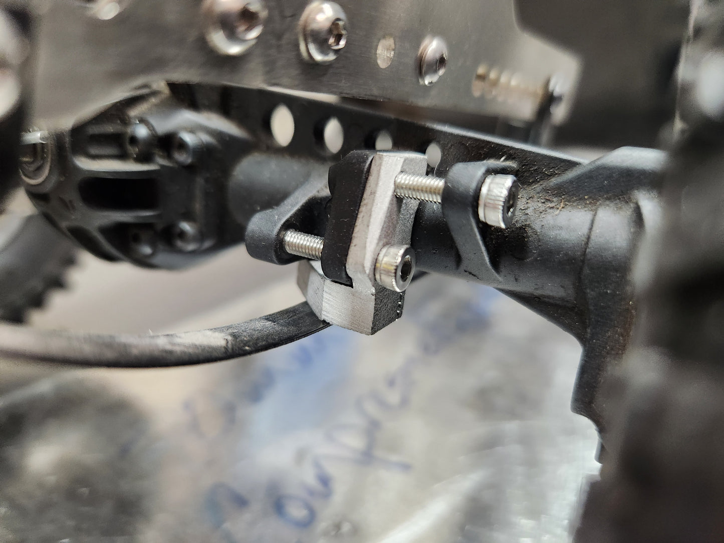 F10/H10 Rear Leaf Under Mount Combo