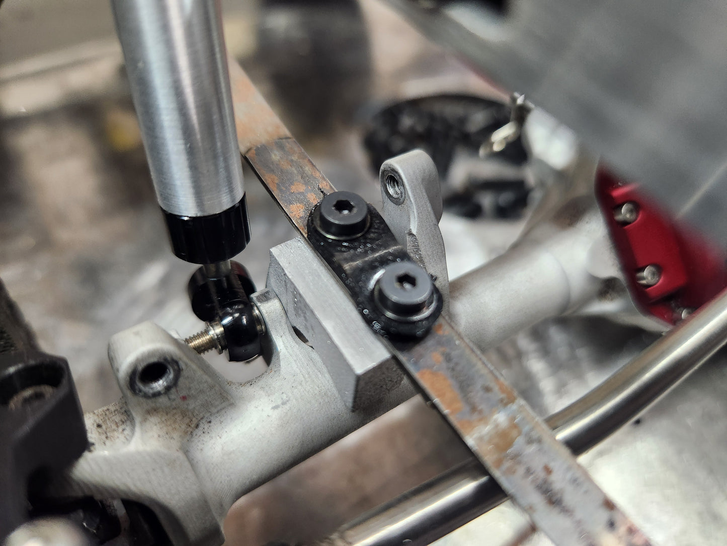 HD44 Narrow Front Leaf Mount