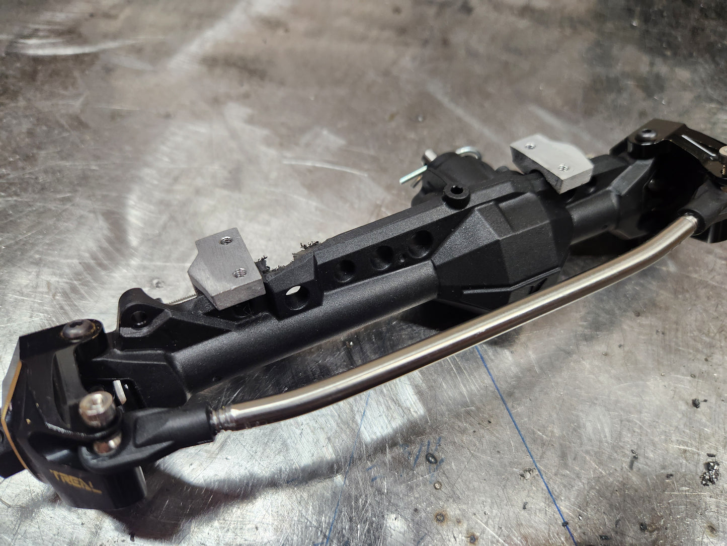 F10/H10 Front Leaf Mount
