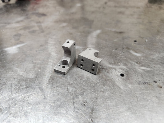 SCX10Pro Front Leaf Mount