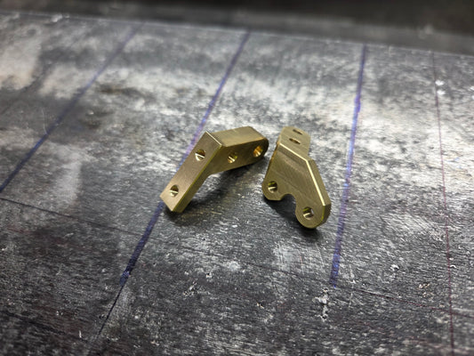 Vanquish HD44 Brass Front Leaf Mounts