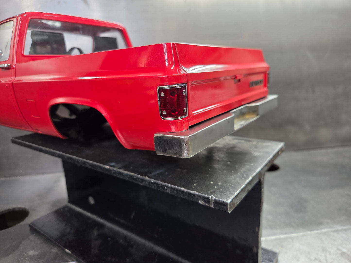 VS410-K10 REAR PLATE BUMPER
